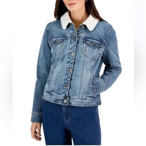 NWT Women’s Sherpa Faux Fur Collar Blue Denim Jean Trucker Jacket Size XL